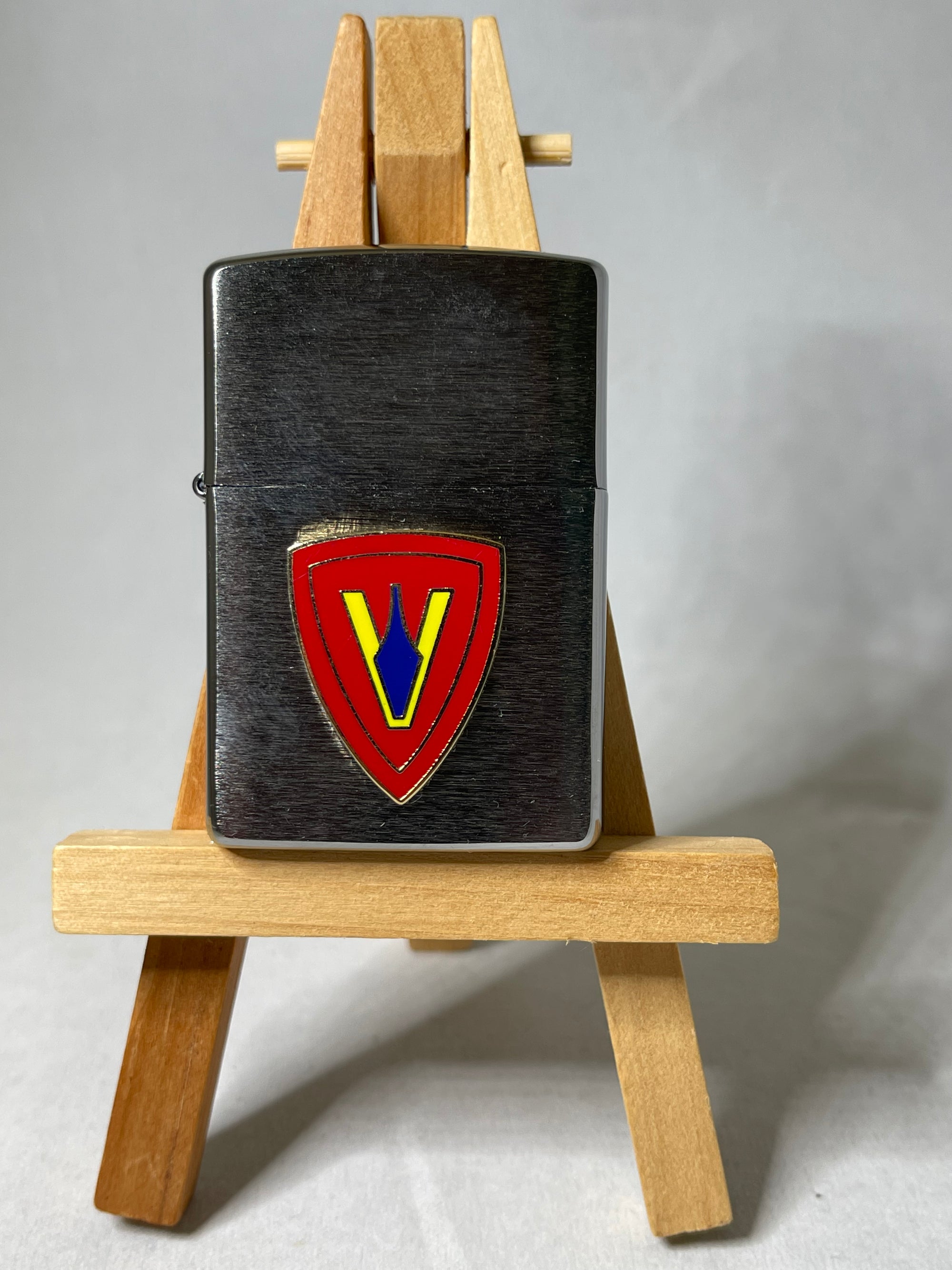 Marine 5th Division Chrome Lighter