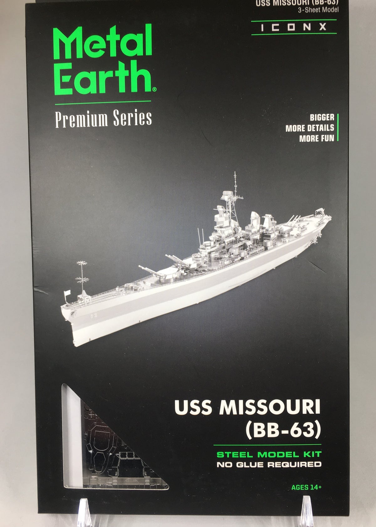 USS Missouri Metal Earth Steel Model Kit