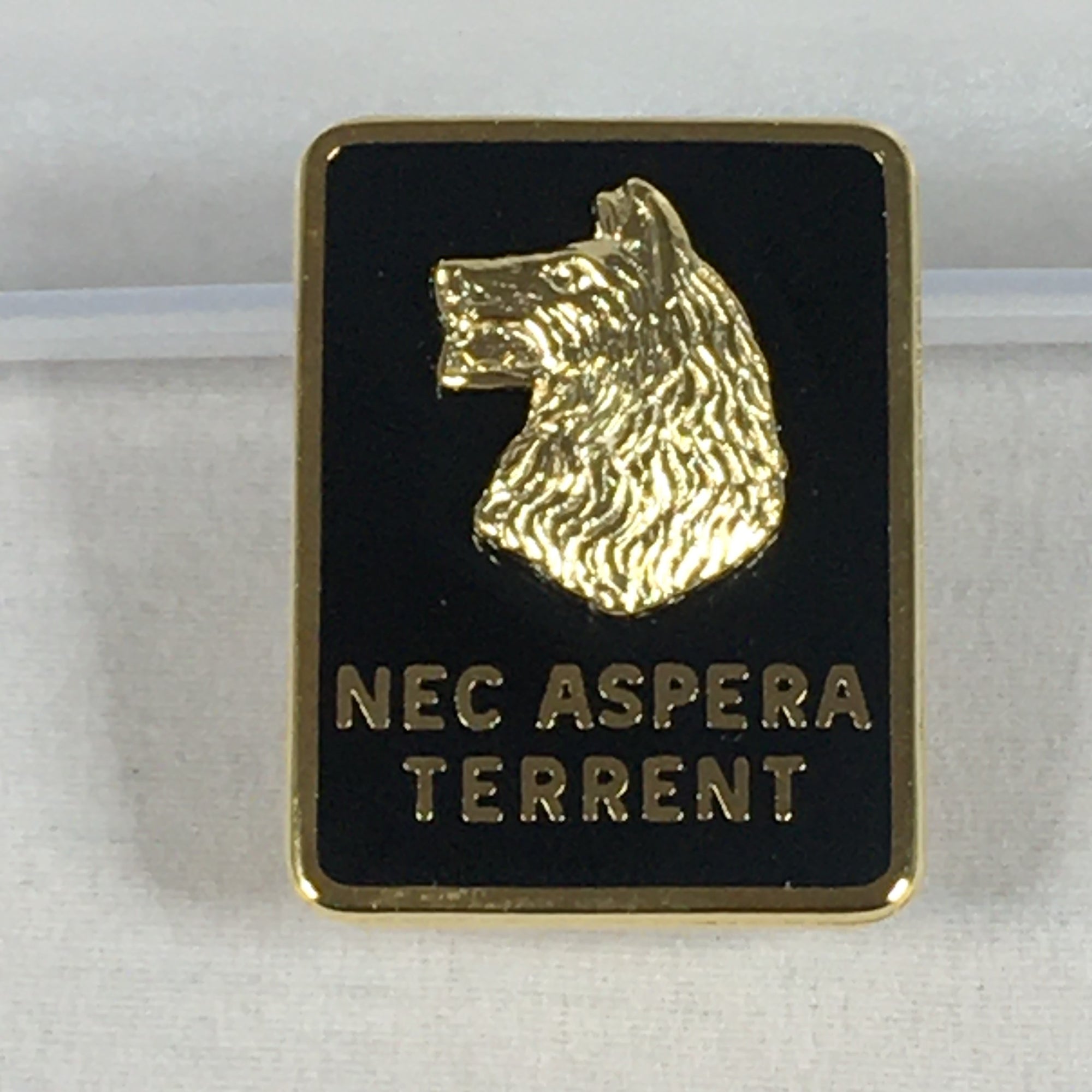 27th Infantry Regiment "Wolfhounds" Cap Crest