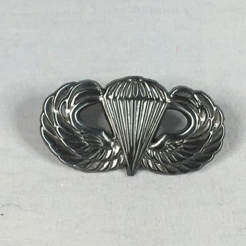 Paratrooper Pin